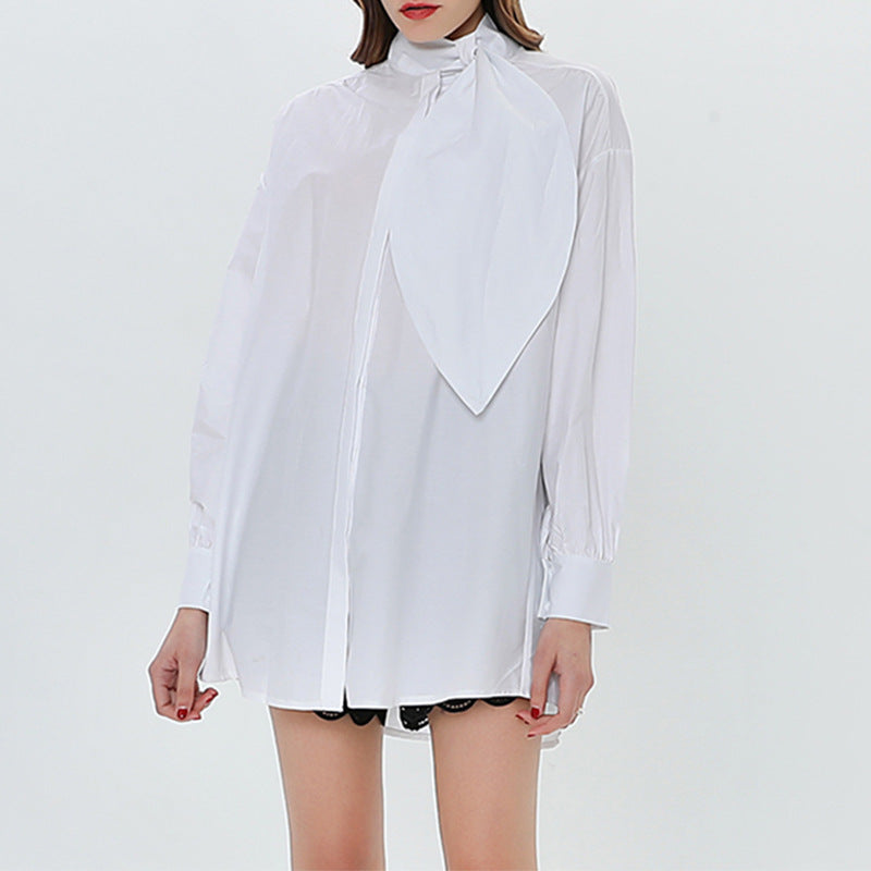 Blusa camisera extragrande de diseño de inspiración blanca